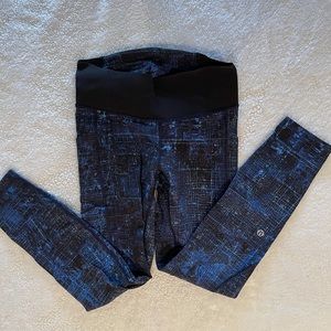 Lululemon leggings size 4